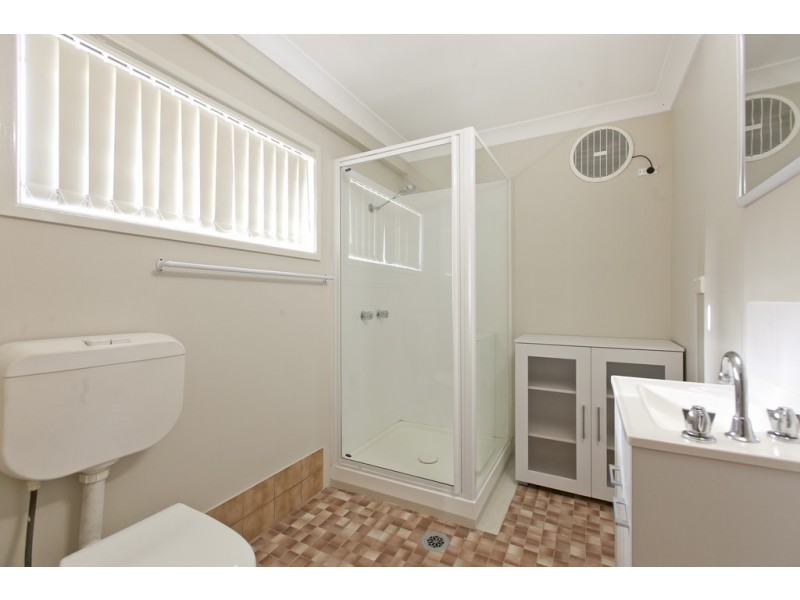 16 Mark Street, Capalaba QLD 4157