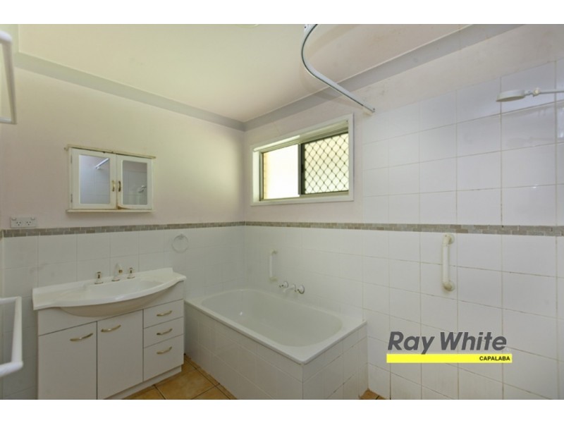 35 Werong Crescent, Cleveland QLD 4163