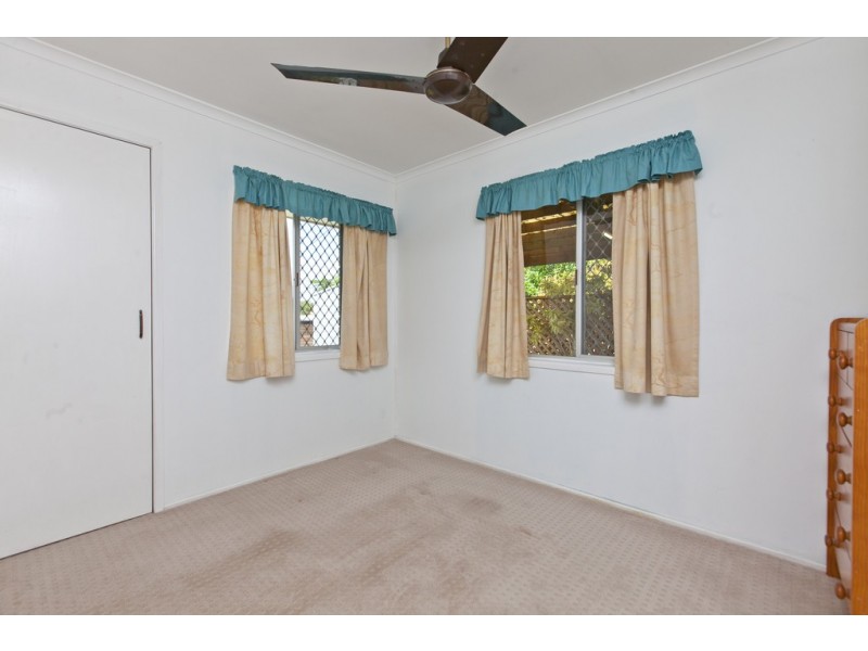 14 Blaxland Street, Capalaba QLD 4157