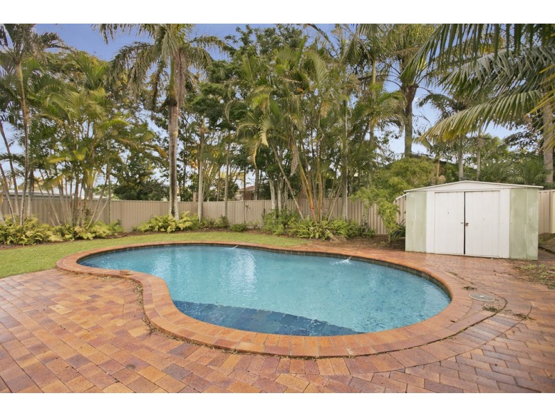 52 Makaha Drive, Birkdale QLD 4159