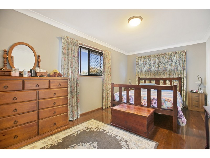 52 Makaha Drive, Birkdale QLD 4159