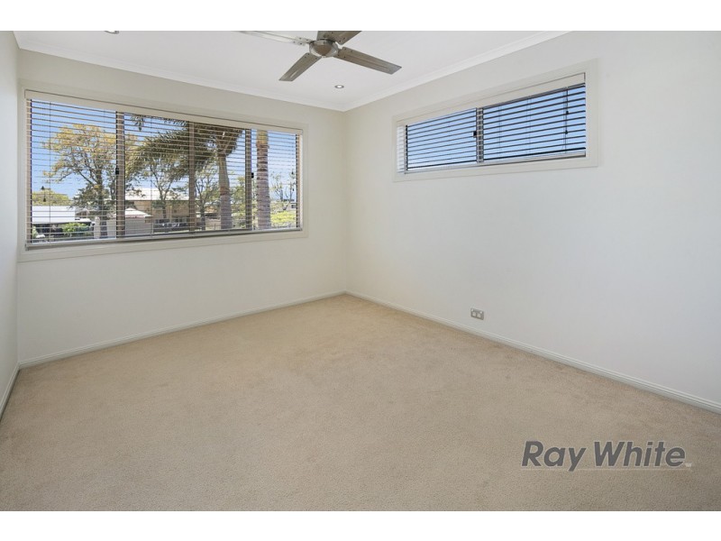 10 Simon Street, Victoria Point QLD 4165