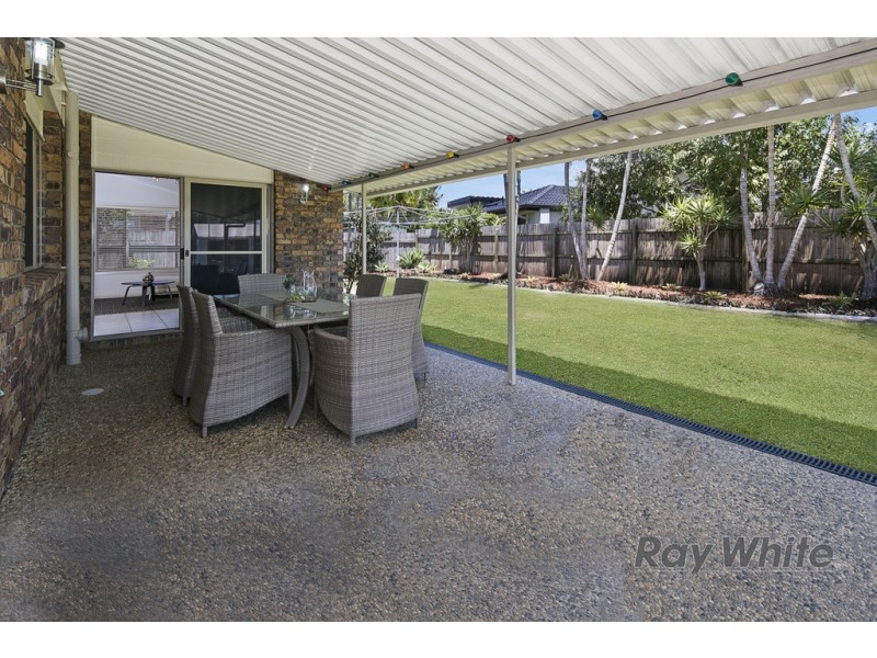 10 Simon Street, Victoria Point QLD 4165