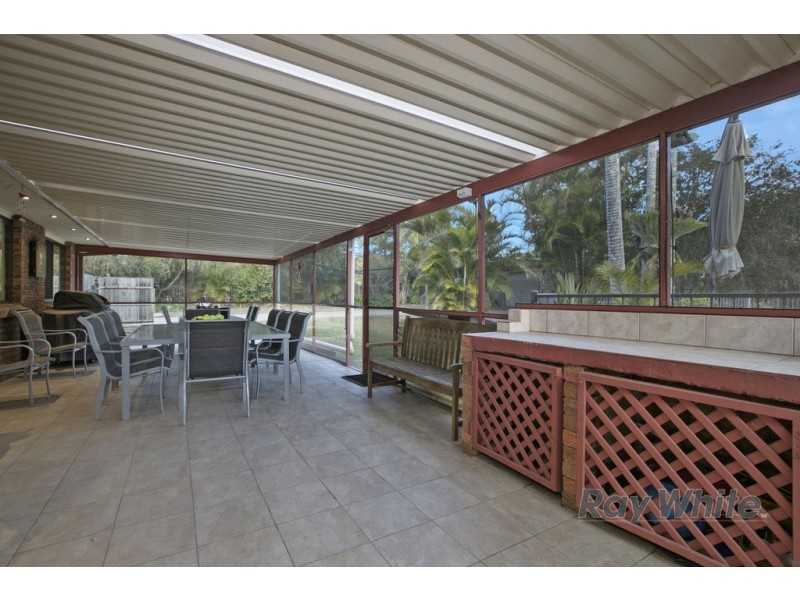 13 Caston Court, Birkdale QLD 4159