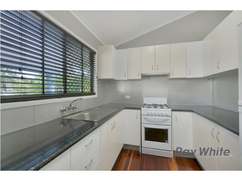 6 Banks Street, Capalaba QLD 4157