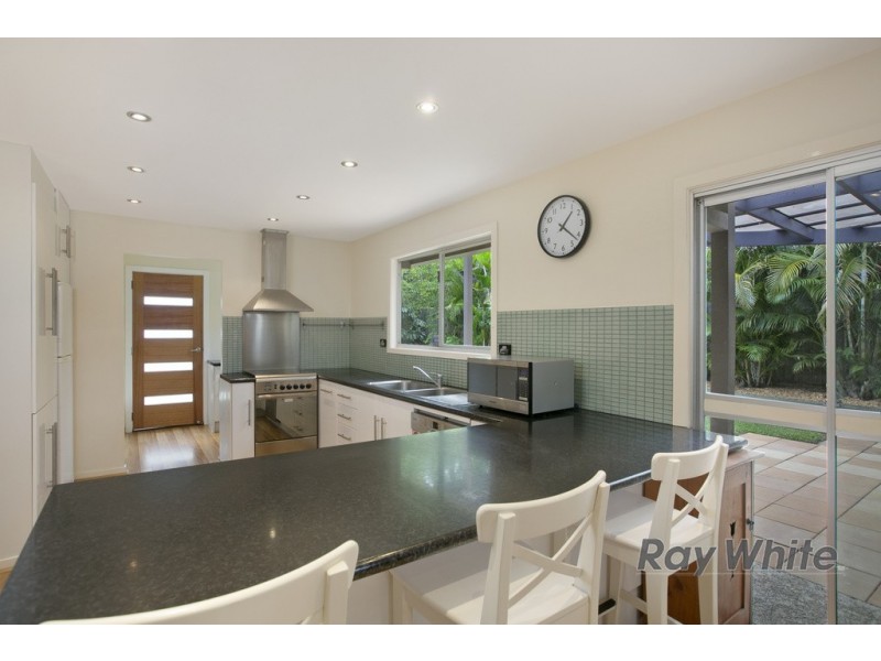 42 Estate Road, Jamboree Heights QLD 4074