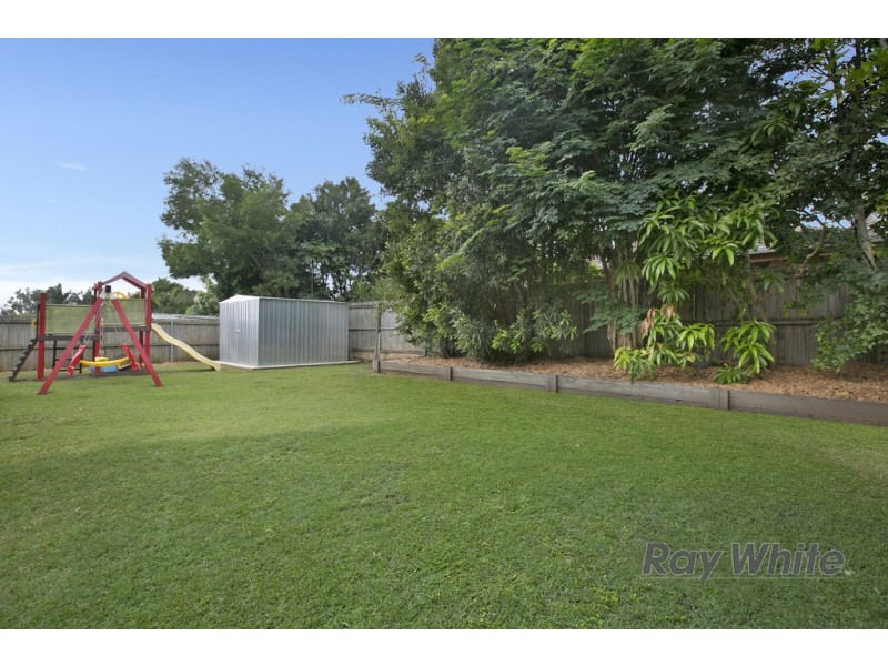 42 Estate Road, Jamboree Heights QLD 4074