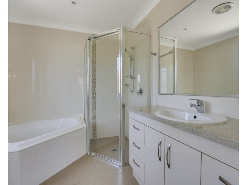 2/118 Long Street, Cleveland QLD 4163