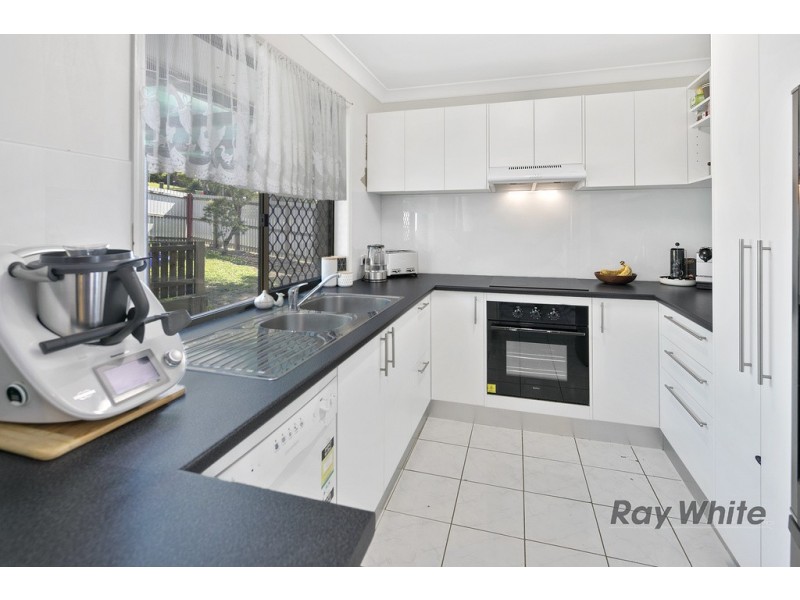 25 Sylvania Street, Wellington Point QLD 4160