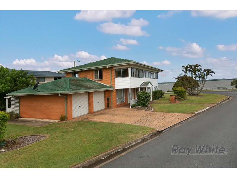 1 Beach Court, Victoria Point QLD 4165