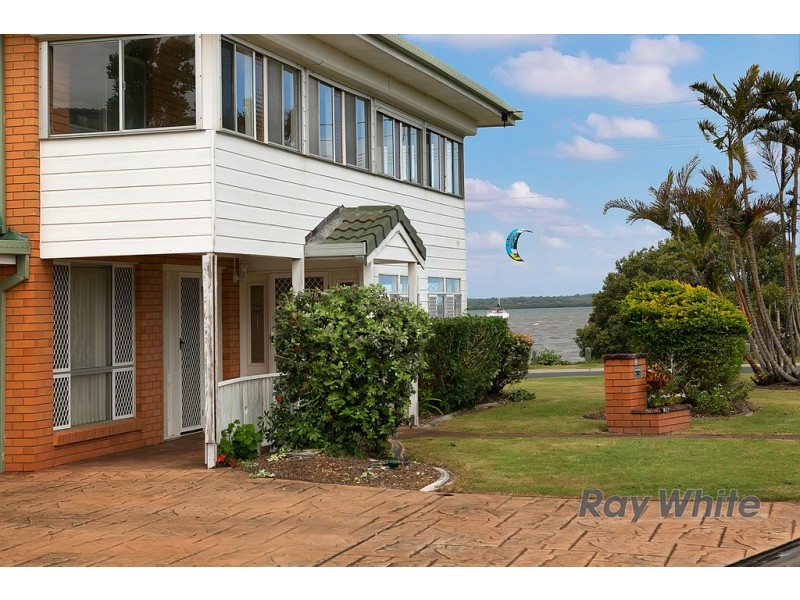 1 Beach Court, Victoria Point QLD 4165
