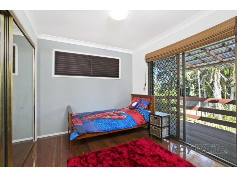 52 Makaha Drive, Birkdale QLD 4159