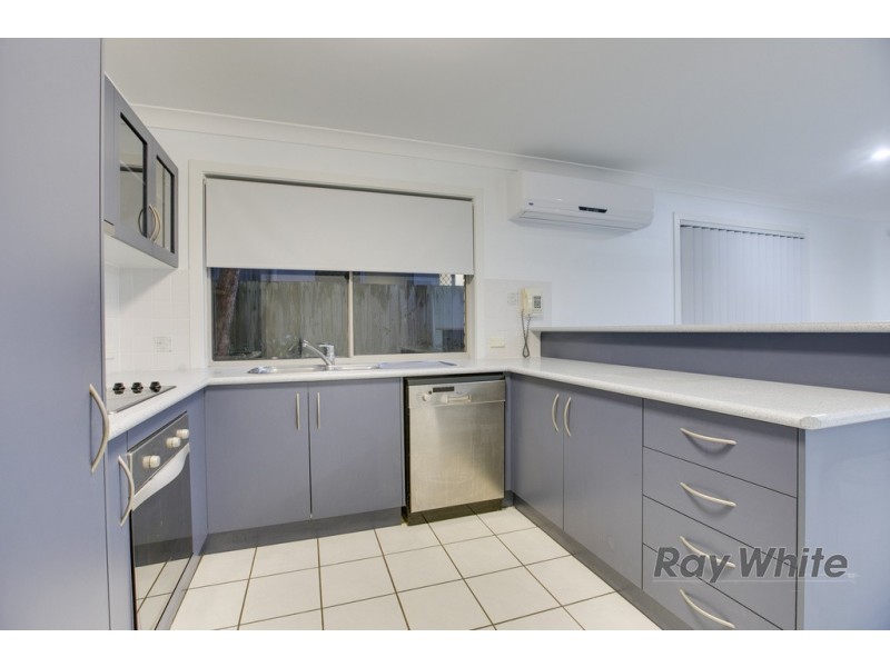 11 Merle Court, Birkdale QLD 4159