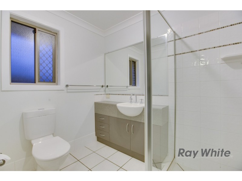 11 Merle Court, Birkdale QLD 4159