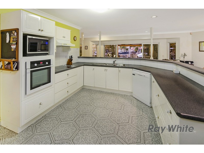 10 Keel Street, Birkdale QLD 4159