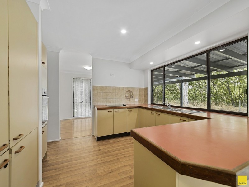 208-210 Thorneside Road, Thorneside QLD 4158