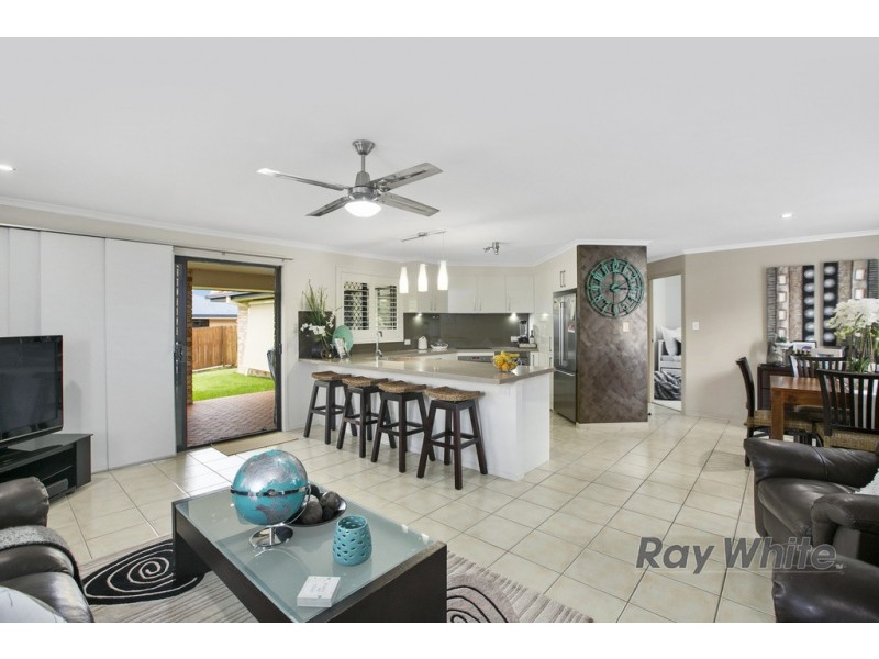 10 Hawkins Place, Thornlands QLD 4164