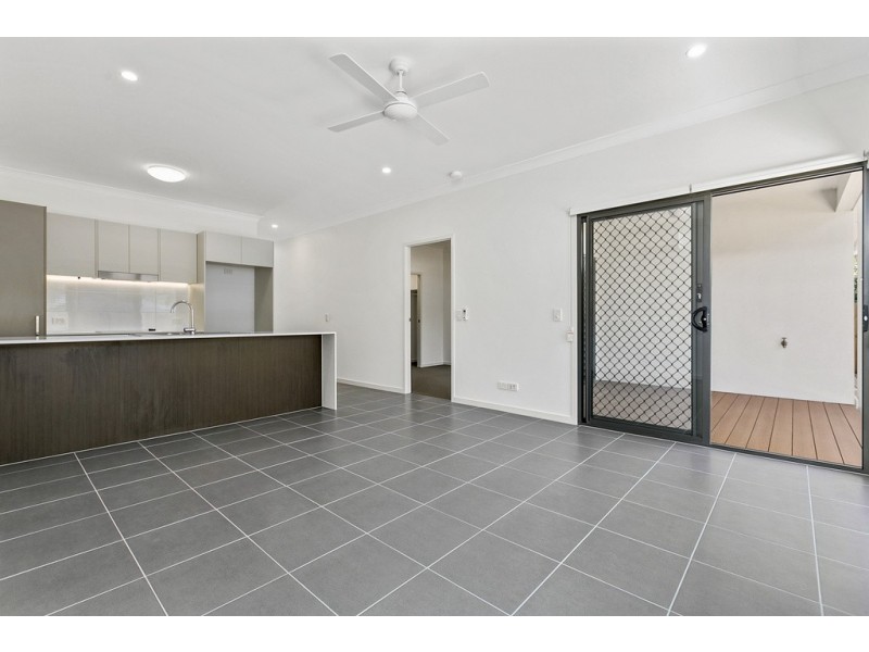 10/27 Pittwin Road North, Capalaba QLD 4157