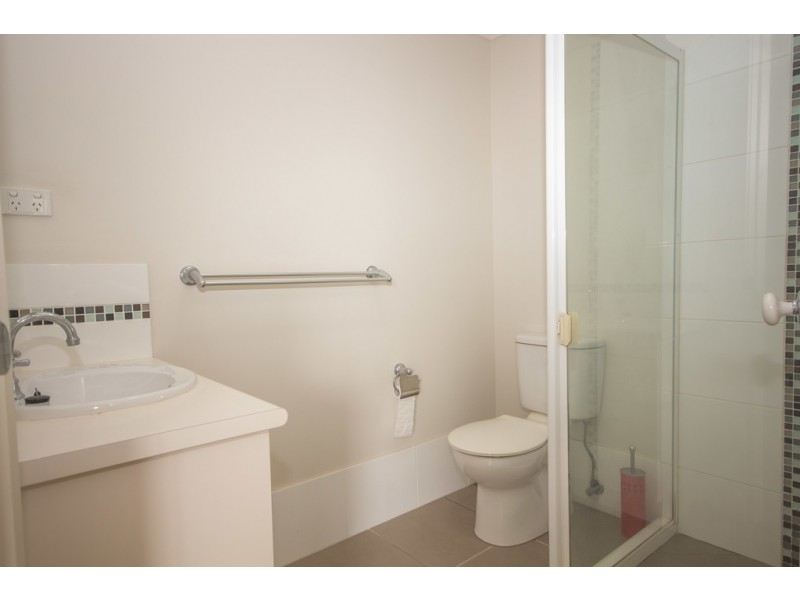 2/4 Woonara Street, Capalaba QLD 4157