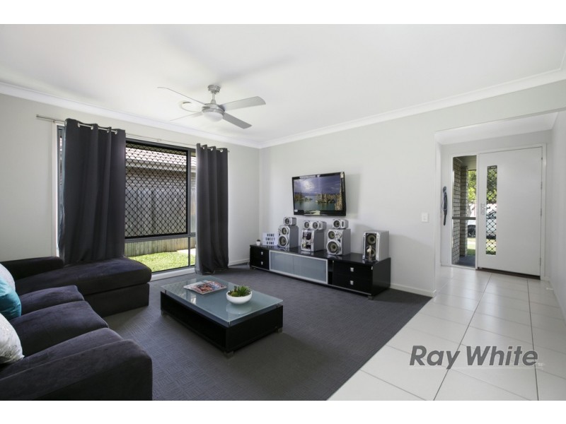 31 Stradbroke Street, Redland Bay QLD 4165