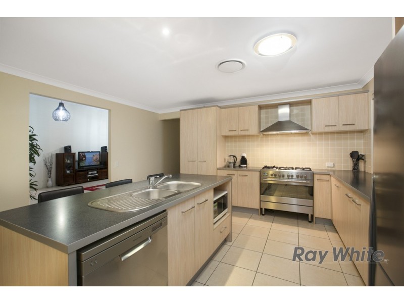 13 Balfour Place, Thornlands QLD 4164