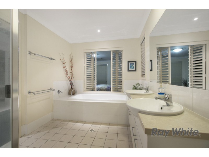 13 Balfour Place, Thornlands QLD 4164