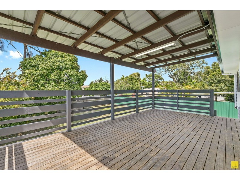 195 Redland Bay Road, Capalaba QLD 4157