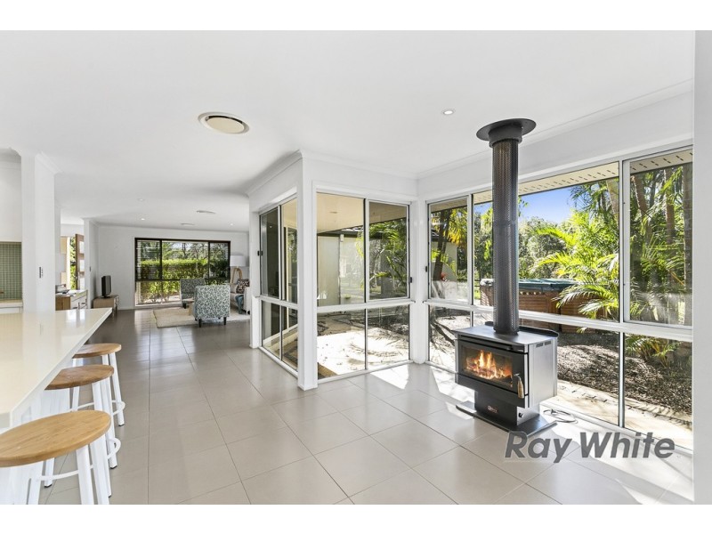 13 Korsman Drive, Thornlands QLD 4164