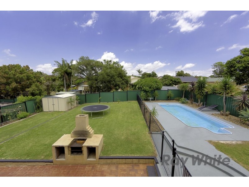 19 Scott Street, Redland Bay QLD 4165