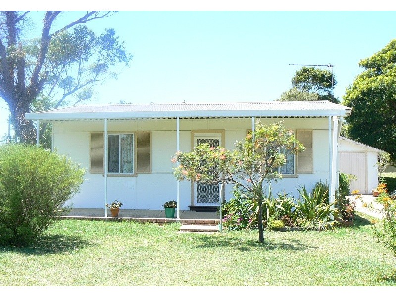 4 Bolt St, Shoalhaven Heads NSW 2535