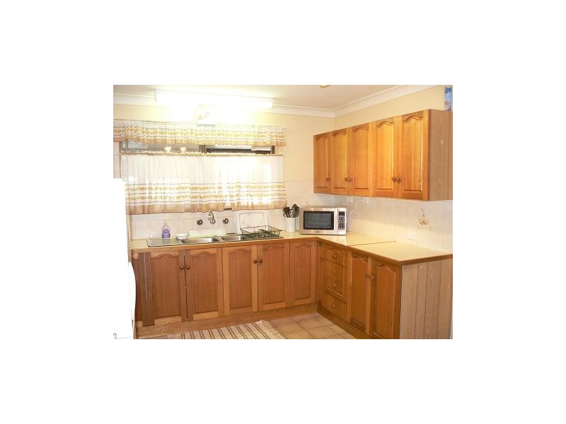 9 Gray Close, Shoalhaven Heads NSW 2535