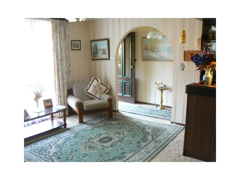 31 Shackleton Street, Shoalhaven Heads NSW 2535