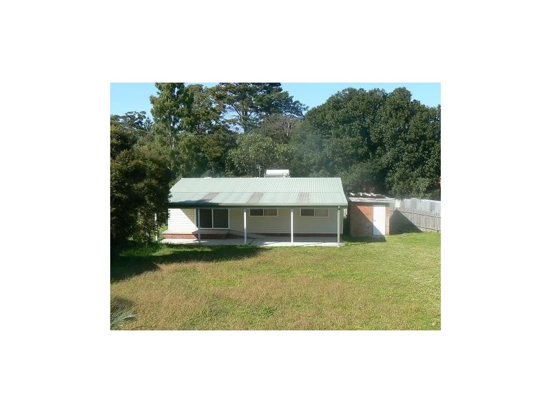10 Renown Avenue, Shoalhaven Heads NSW 2535