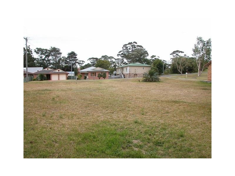 10 Renown Avenue, Shoalhaven Heads NSW 2535