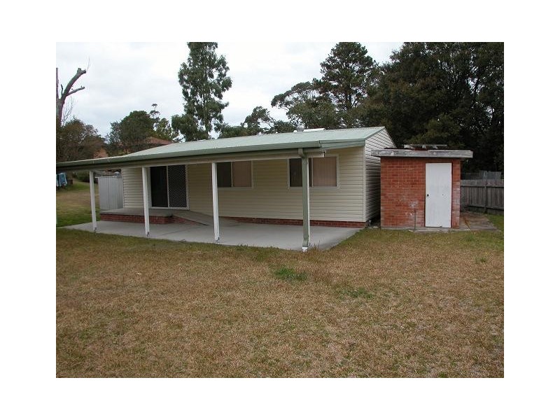 10 Renown Avenue, Shoalhaven Heads NSW 2535