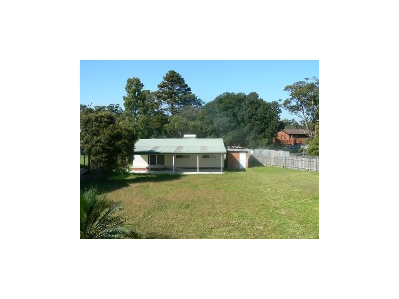10 Renown Avenue, Shoalhaven Heads NSW 2535