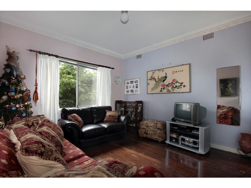 73 River Road, Shoalhaven Heads NSW 2535