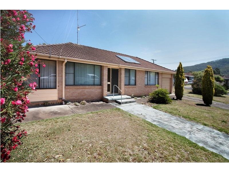 4 Amundsen Avenue, Shoalhaven Heads NSW 2535