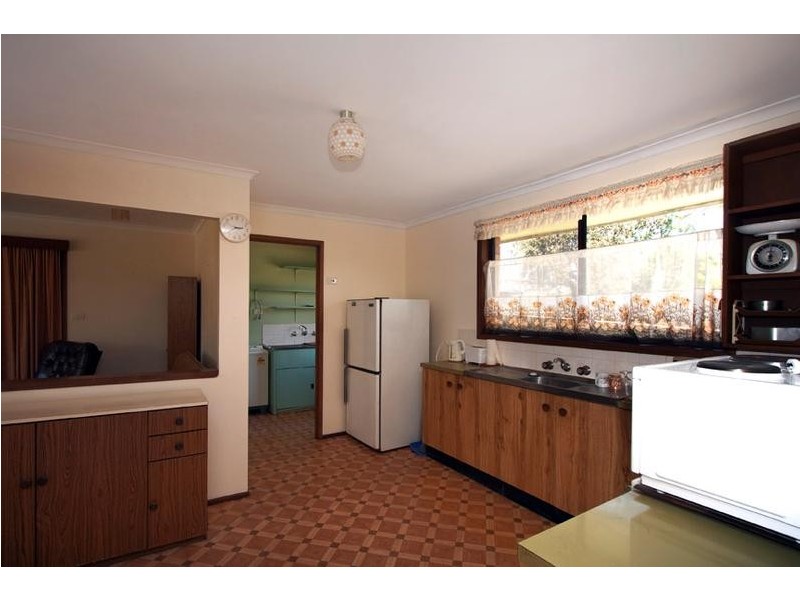 4 Amundsen Avenue, Shoalhaven Heads NSW 2535