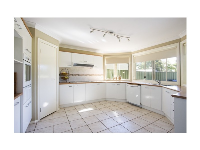 21 Ravenscliffe Street, Shoalhaven Heads NSW 2535