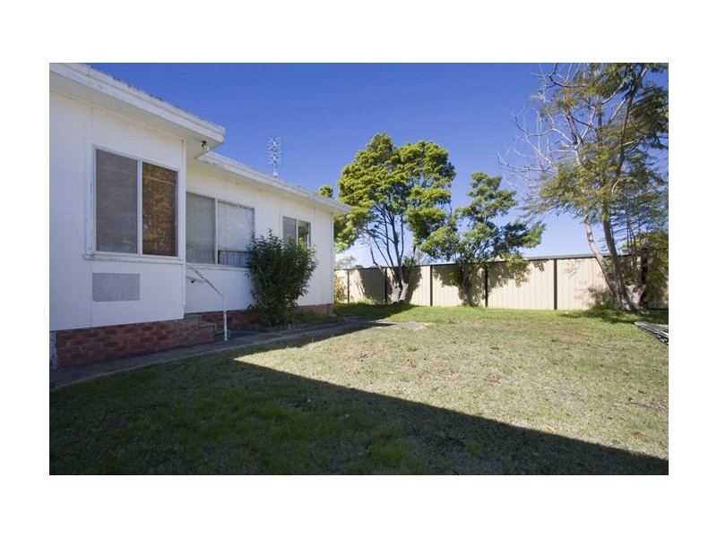 17 Golden Hill Avenue, Shoalhaven Heads NSW 2535