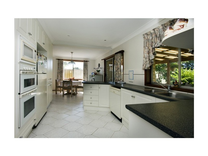 12 Davison, Shoalhaven Heads NSW 2535