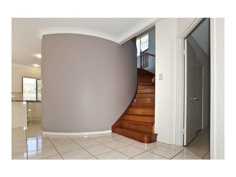 598a oxley, Scarborough QLD 4020