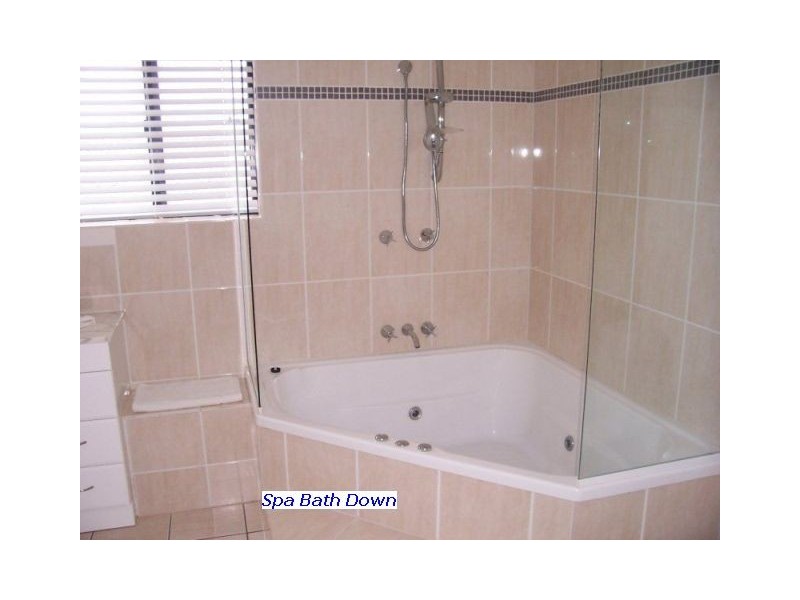 598a oxley, Scarborough QLD 4020