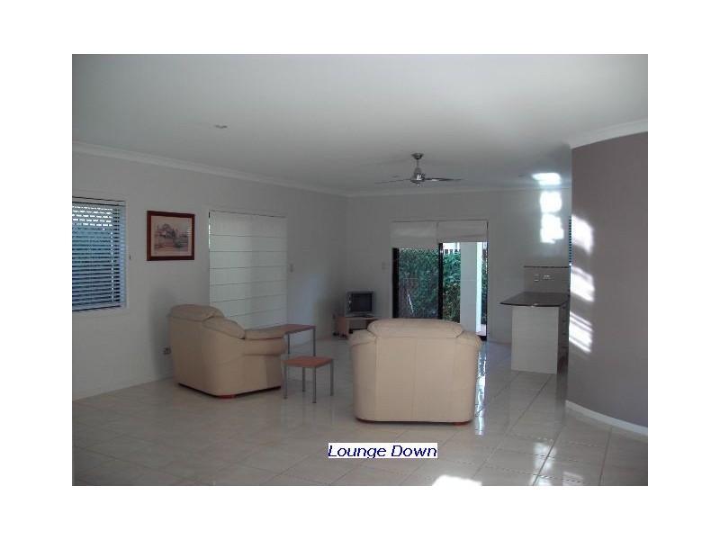 598a oxley, Scarborough QLD 4020