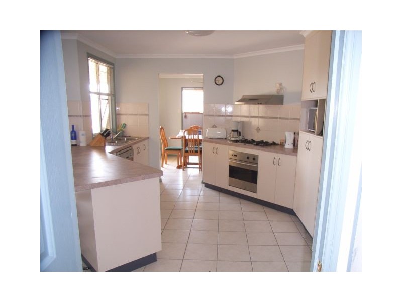 28 Audrena St, Mackay QLD 4740