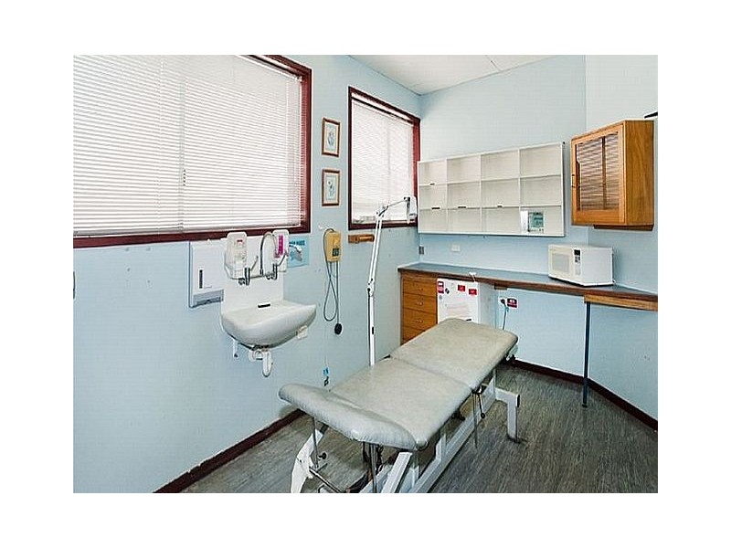 2/110 Sutton, Redcliffe QLD 4020