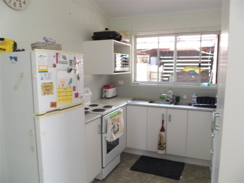 21 Lawless, Blackwater QLD 4717