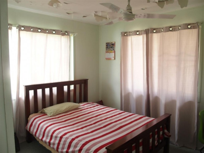 21 Lawless, Blackwater QLD 4717