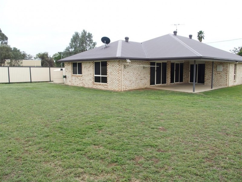 45 Hibiscus Crescent, Blackwater QLD 4717